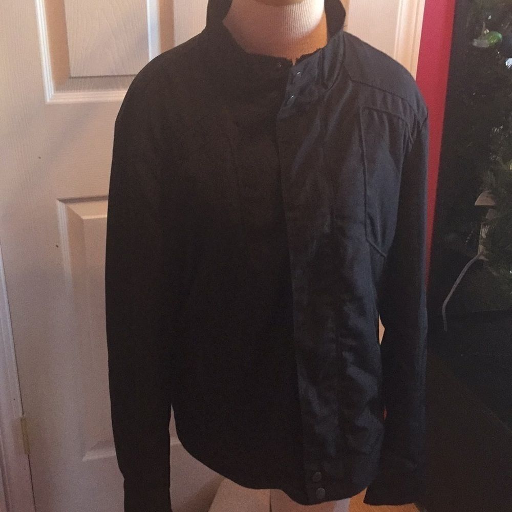 Marc Anthony rain jacket sz M